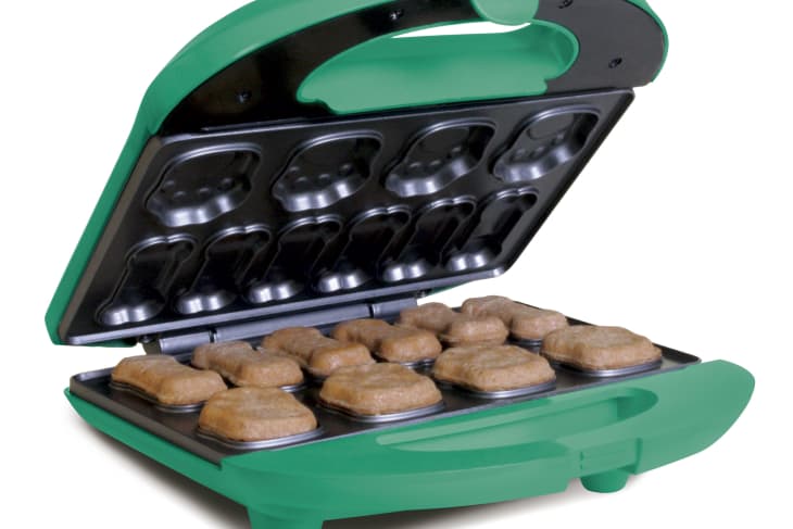 Dog biscuit maker hotsell