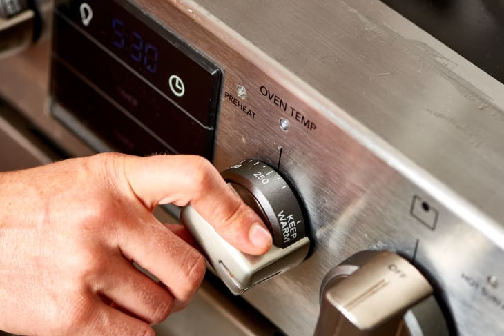 5 Things to Clean While You Wait for The Oven to Preheat | The Kitchn
