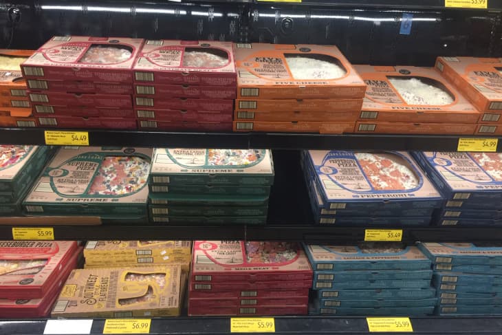 Take and discount bake pizza