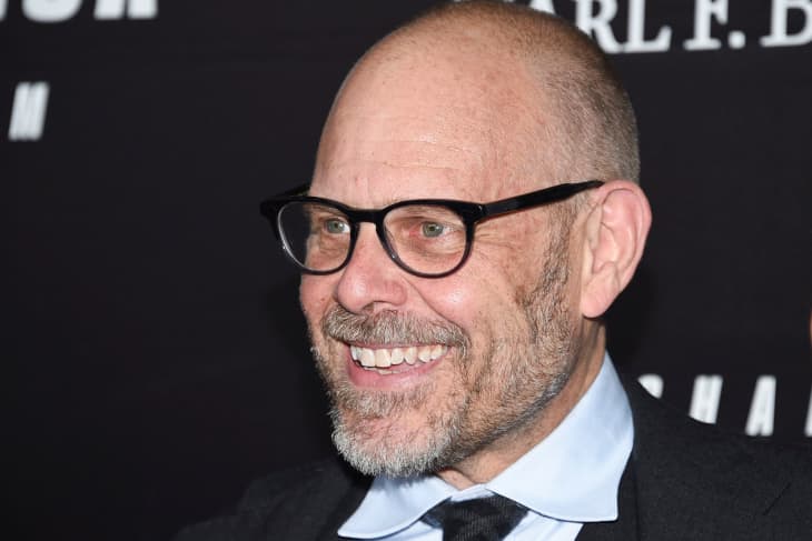 Alton Brown’s Favorite Lockdown Cocktail Is a Good Gin Martini | The Kitchn