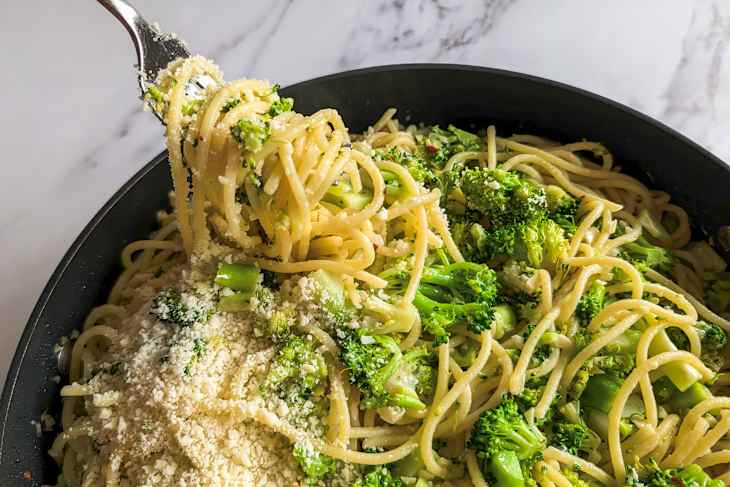 Broccoli rubble pasta.