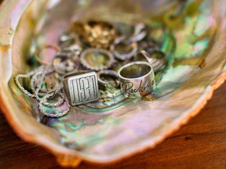 abalone shell holding rings, jewelry