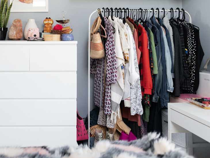 Why This Clothing Rack is Great for Storage in College | Dorm Therapy