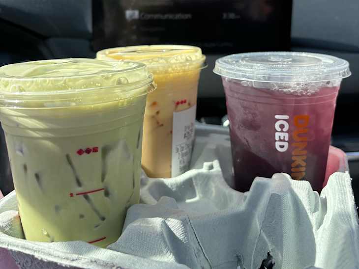 Tray of Dunkin spring drinks.