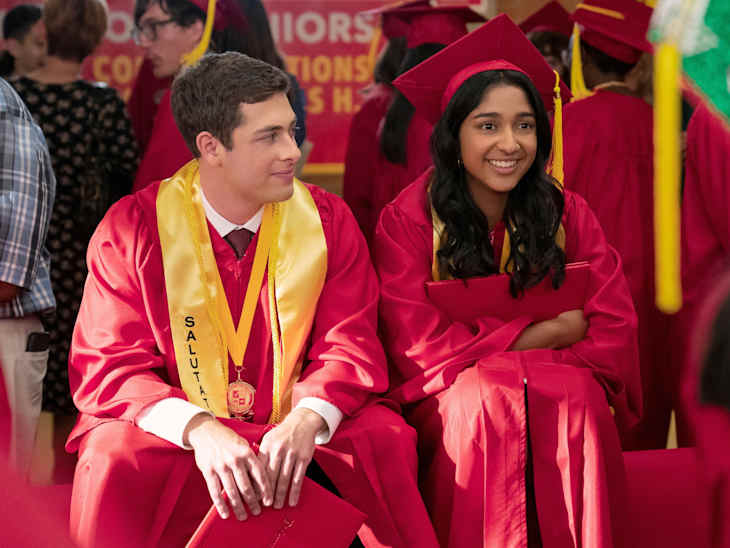 NEVER HAVE I EVER, from left: Jaren Lewison, Maitreyi Ramakrishnan, '...said goodbye', (Season 4, ep. 410, aired June 8, 2023). photo: Lara Solanki / ©Netflix / Courtesy Everett Collection