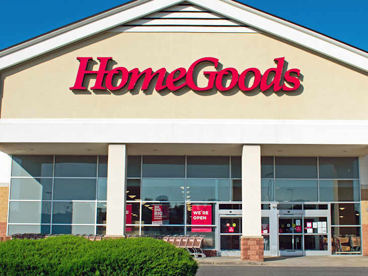 Lancaster, Pa./USA-June 22, 2020: Home Goods is an American chain of discount home furnishing stores founded in 1992.