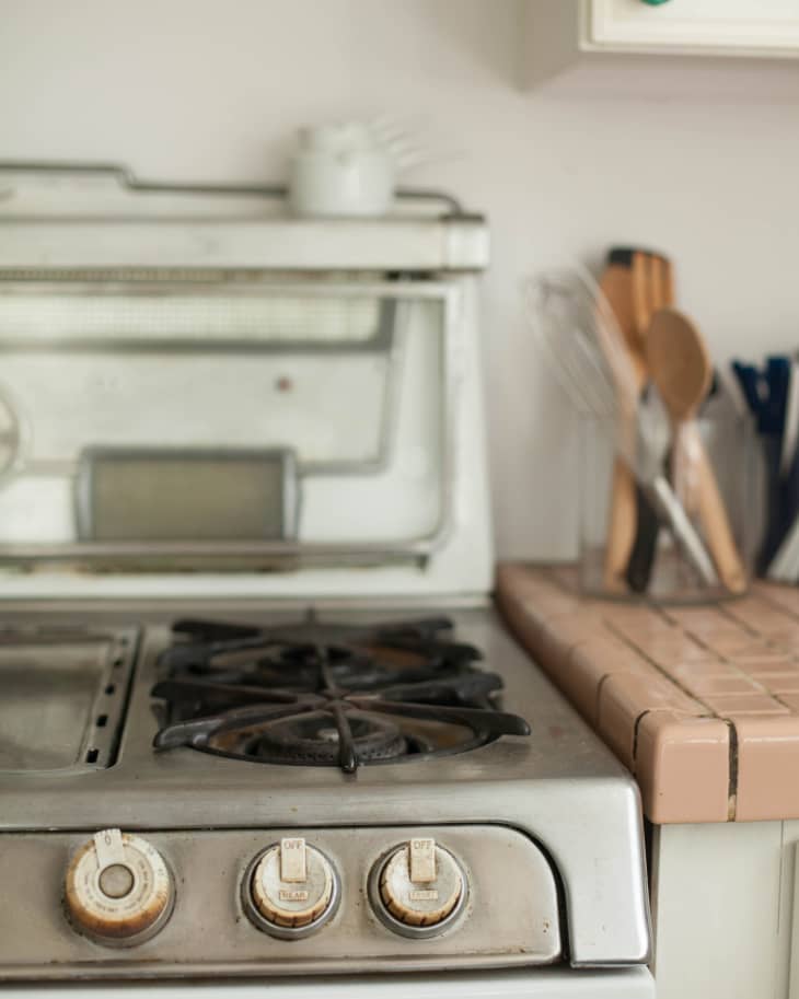 Cooktop or Range: What's Best for Your Rental Property?