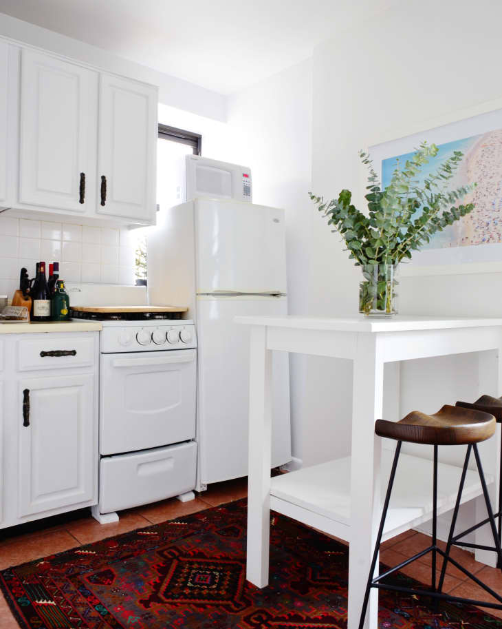 Mini kitchen for the studio apartment