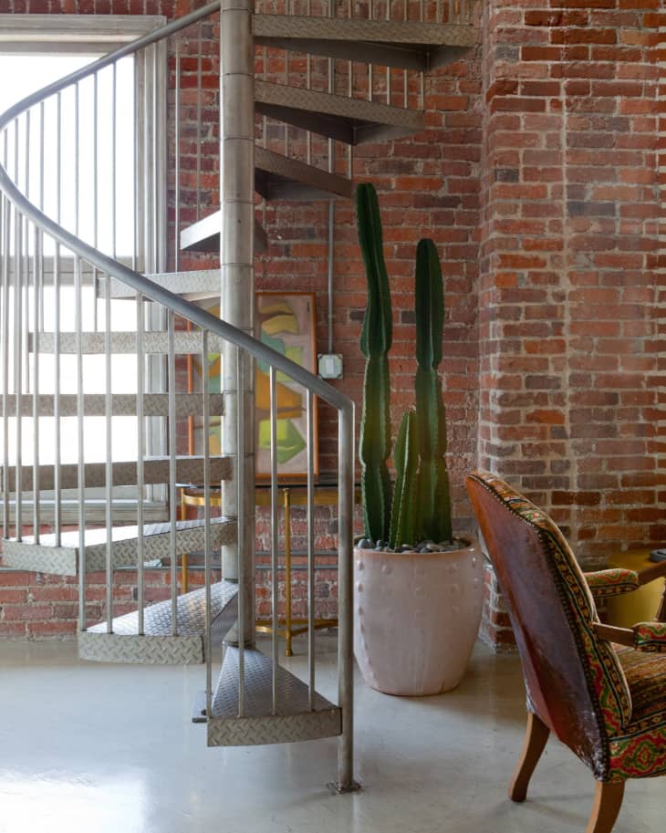 Derrick’s Organized Downtown Los Angeles Loft | Apartment Therapy