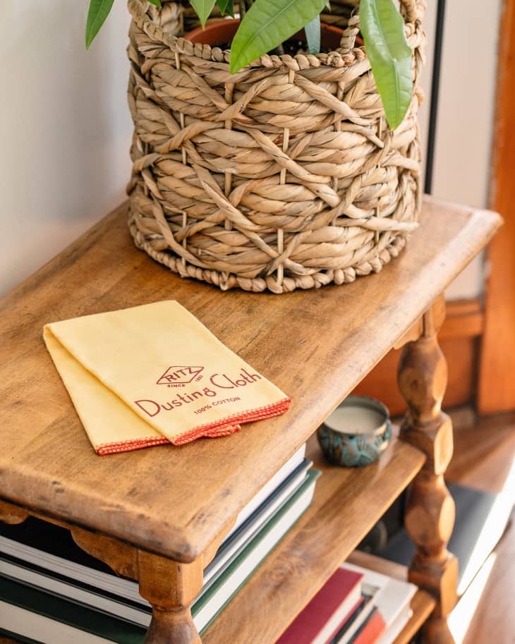 15 Little Things You Can Do to Make Dusting a Million Times Easier