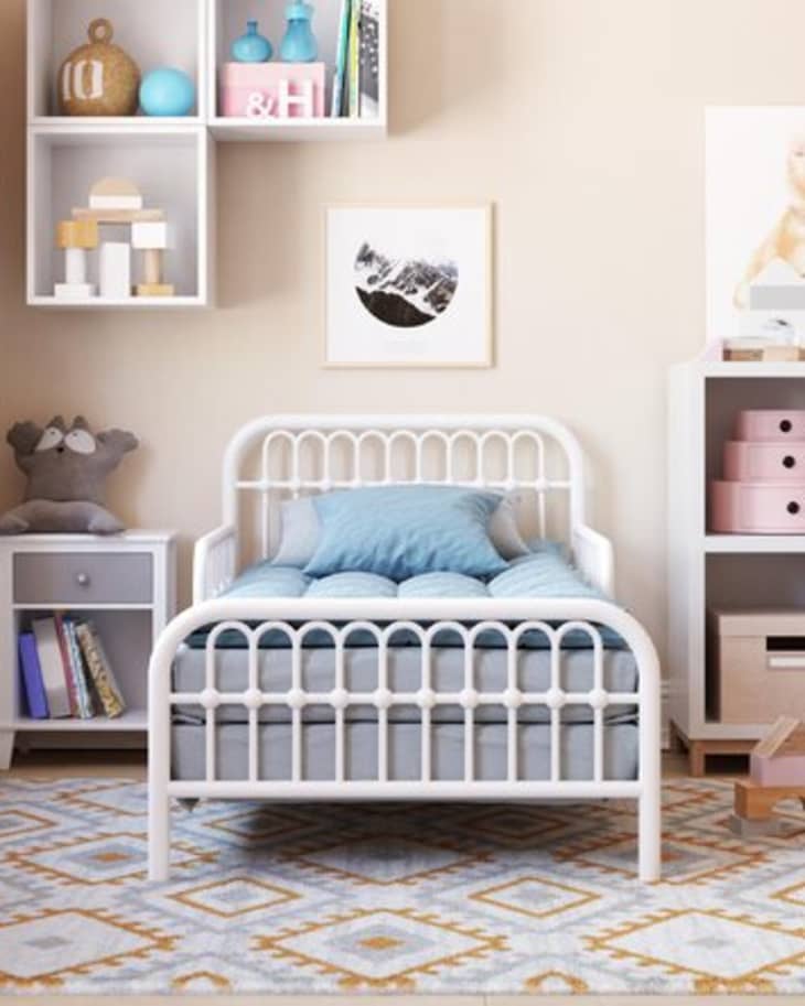 Allergie gewoontjes Amerika 10 Dreamy Toddler Beds for Every Budget | Cubby