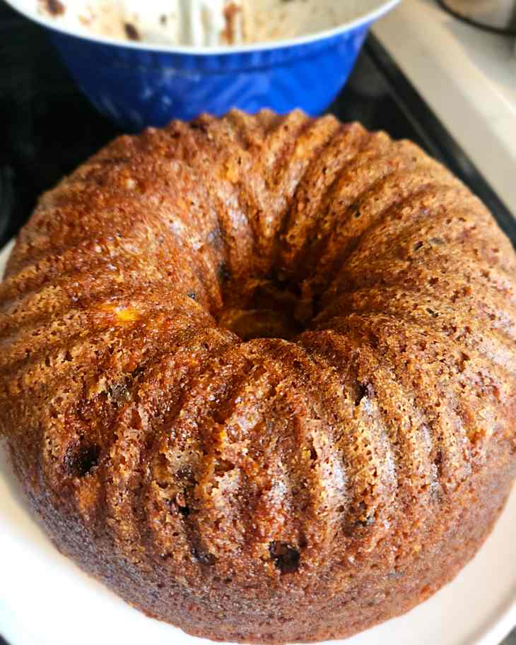 Banana bread bundt cake