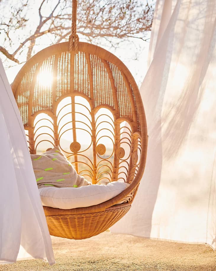 Child outlet hanging chair