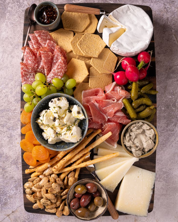 Simple Charcuterie Board - Crunchy Creamy Sweet