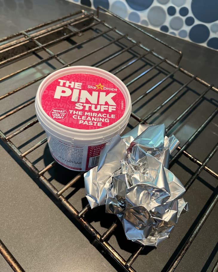 How to Use the Pink Stuff to Clean Oven Racks