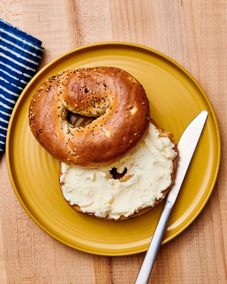 cream cheese on bagel