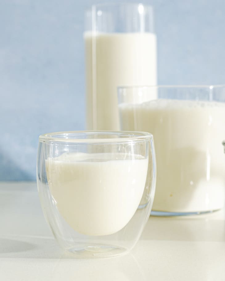 6 Reasons Why You Should Buy Milk in Glass Bottles