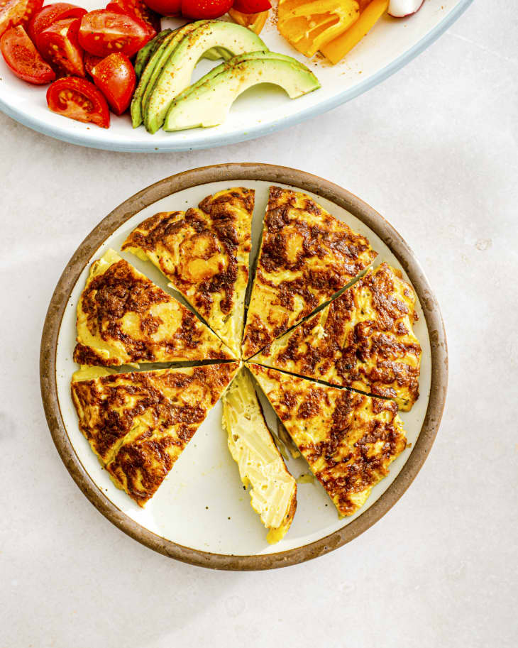 Spanish Tortilla Recipe (Tortilla de Patates) • Unicorns in the Kitchen