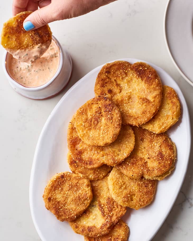 Fried green tomatoes, served with Remoulade sauce