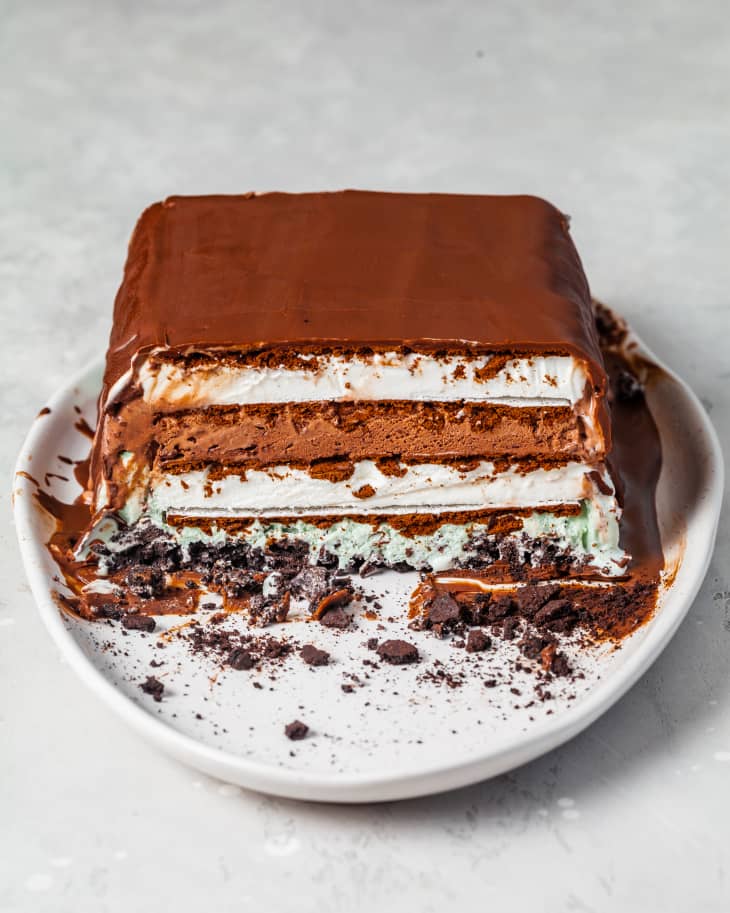 Ice Cream Sandwich Cake Recipe: How to Make It