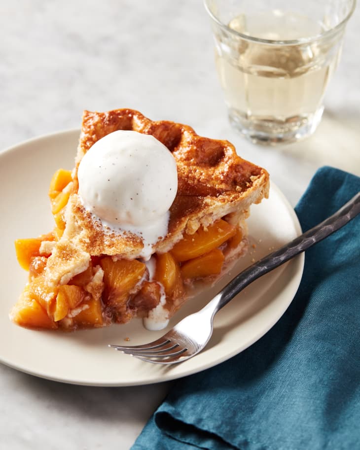 Homemade Fresh Peach Pie  Pie With Cream Cheese Filling