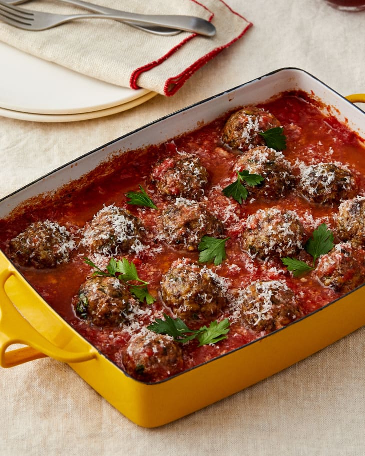 Easy oven baked meatballs in baking dish.