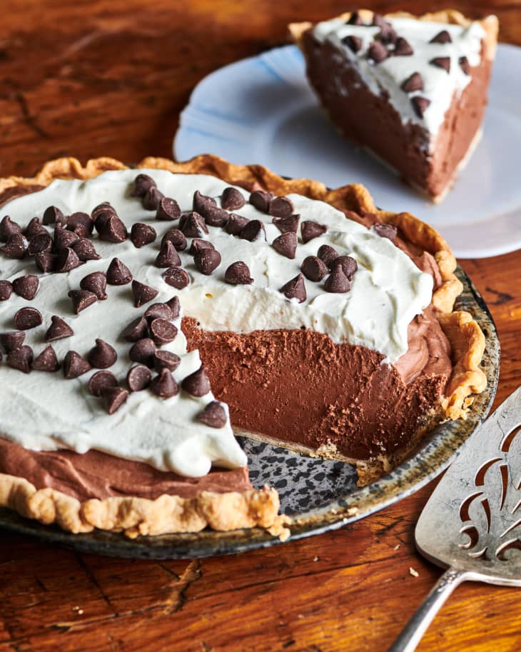 Easy chocolate pie with slice served out.