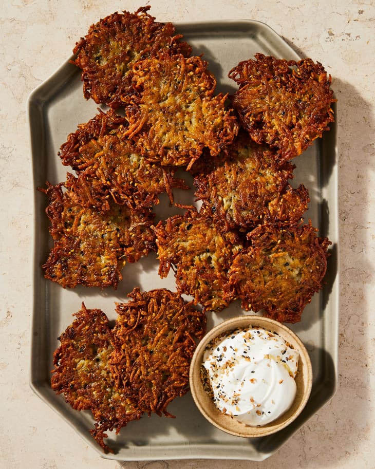 everything bagel latkes on a plate