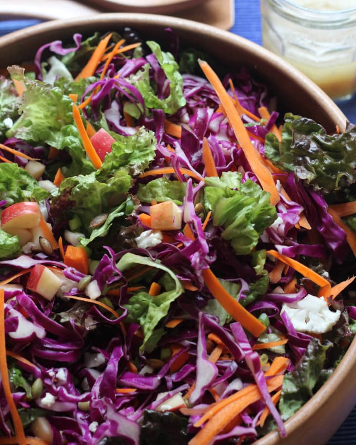 Colourful cabbage salad - Cook Veggielicious