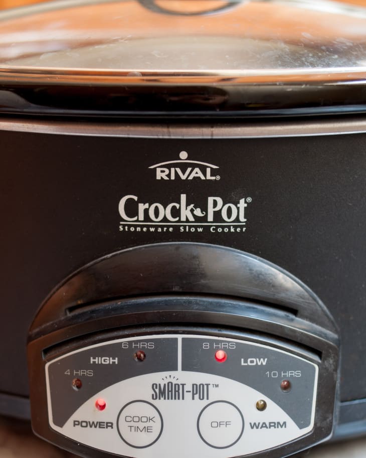 Rival 2 Quart Slow Black Cooker 