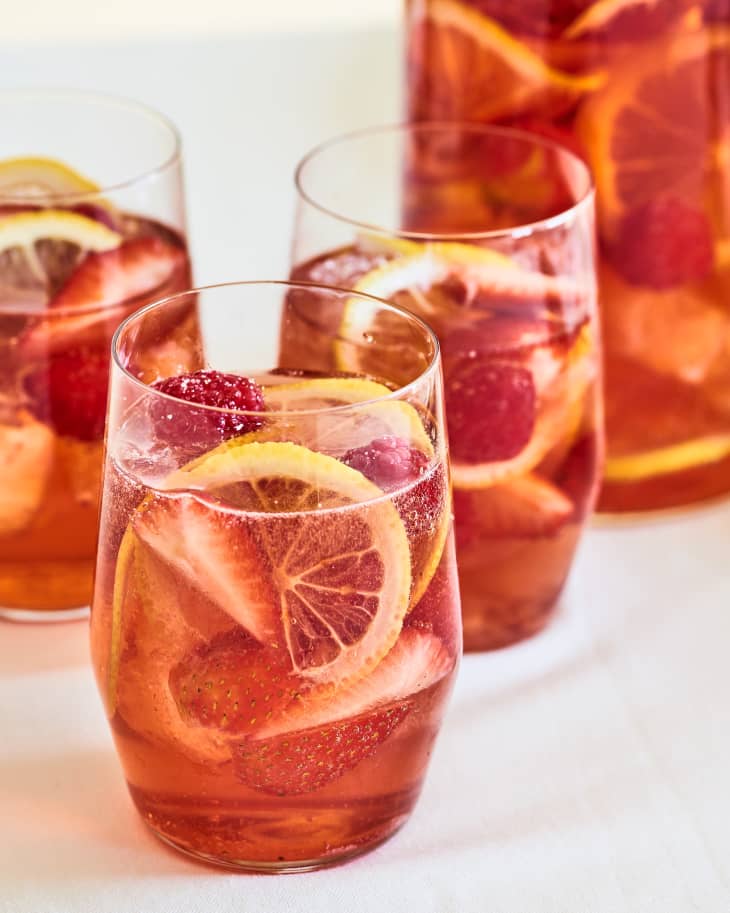 Sparkling Strawberry Sangria (5 minute recipe!) - No Spoon Necessary