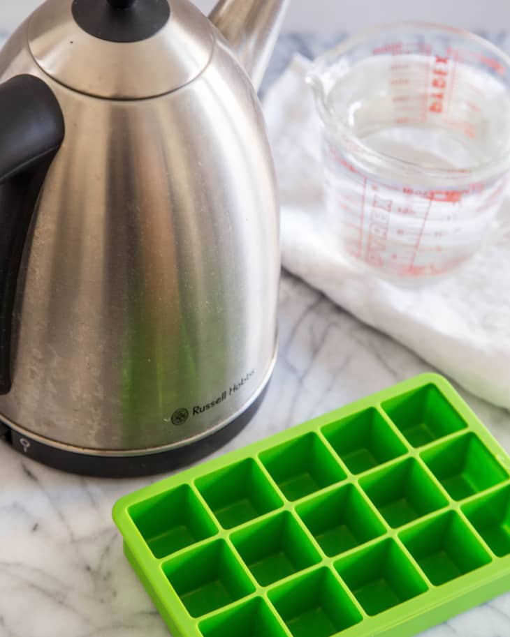 Can You Really Make Crystal-Clear Ice Cubes With Boiling Water?