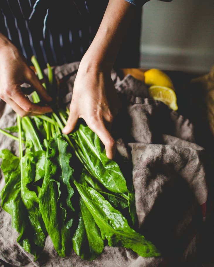 Earth Farms Silver Leaves Edible for Sweets