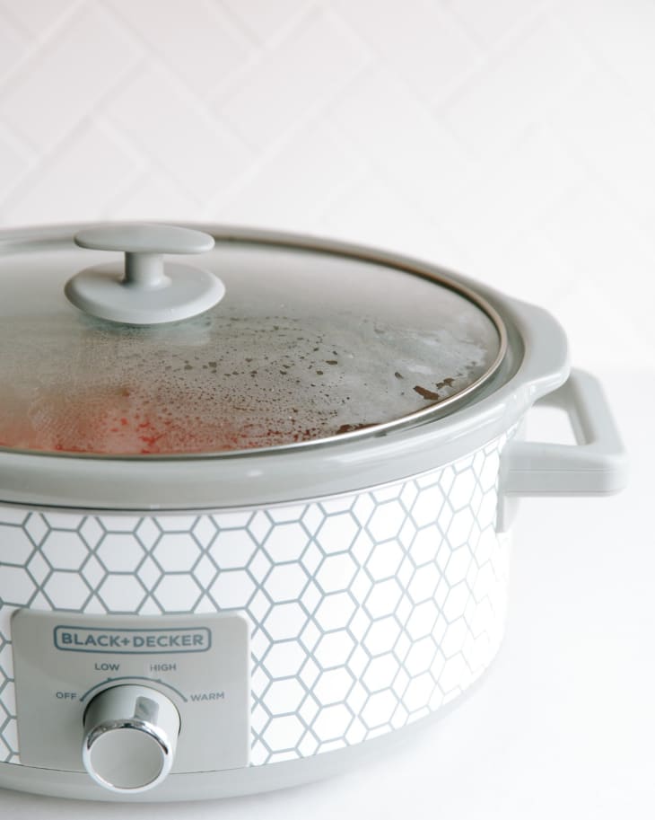 The Easy Way to Adapt Recipes to the Size of Your Slow Cooker
