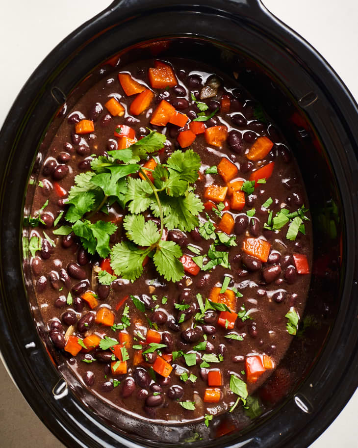 Slow Cooker Black Beans - I Heart Vegetables