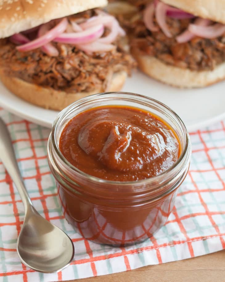 BBQ Pulled Pork Sandwiches Recipe - Sweet & Tangy