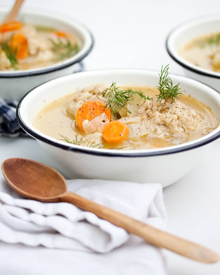 Vegetarian Matzo Ball Soup -Kneadelech