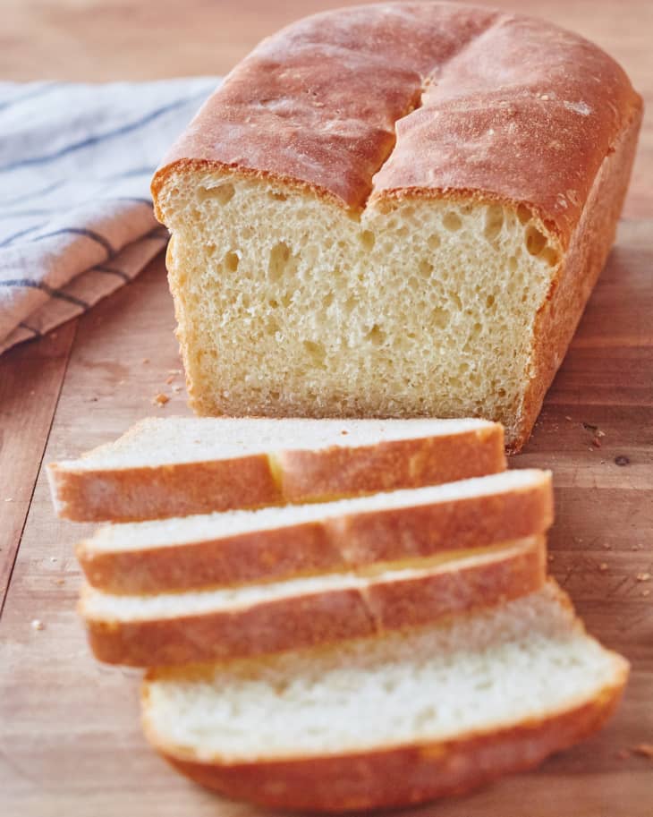 How to Keep Bread Fresh: Do Breadboxes Really Work?