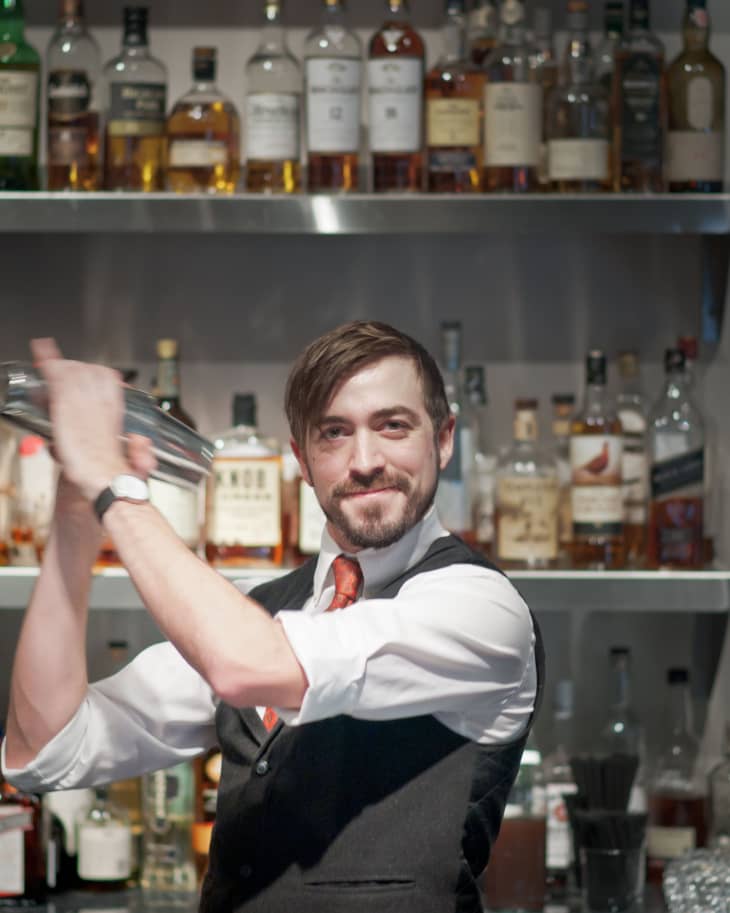 How To Stir A Cocktail: Bar Skills