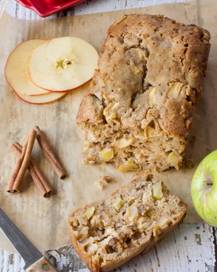 Swirled Apple Vanilla Bean Loaf Cake