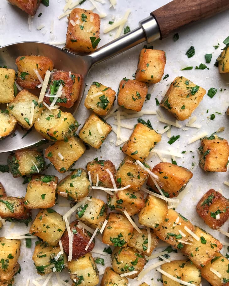 Pommes Persillade Recipe (Potatoes with Parsley and Garlic) The Kitchn