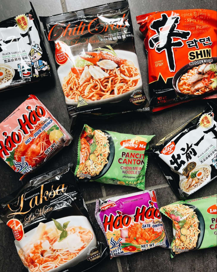 I Found A Brilliant Way To Use Those Seasoning Packets In Instant Ramen