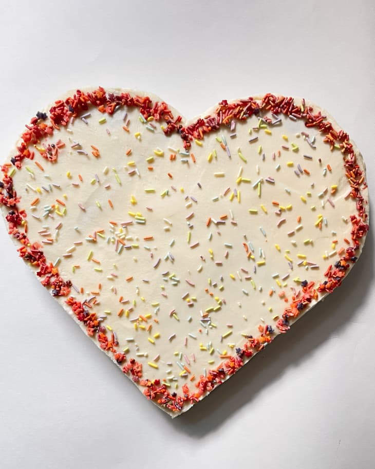 Heart-Shaped Cake (No Special Pan Required) | The Kitchn