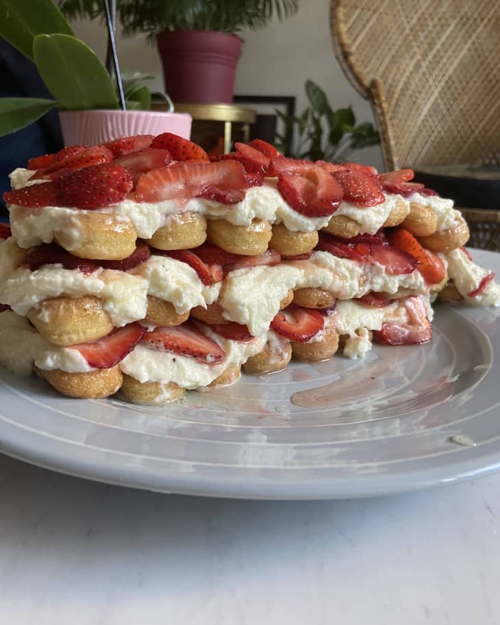 I Tried Martha Stewarts Strawberries And Cream Stack Cake The Kitchn 