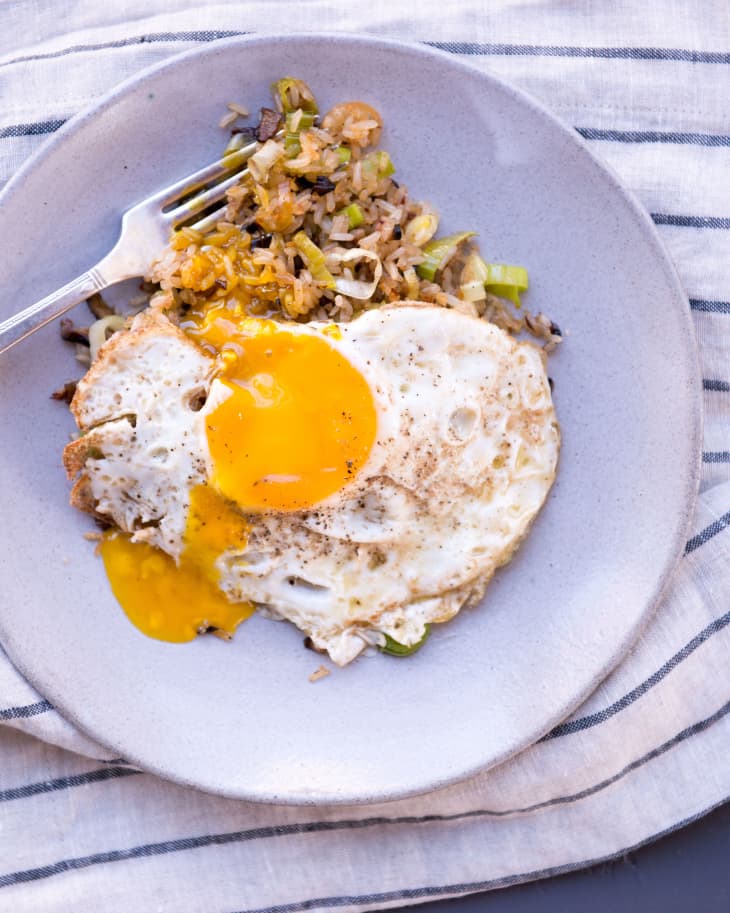 Crispy Ginger Rice with Leeks, Shiitakes, and a Fried Egg | The Kitchn