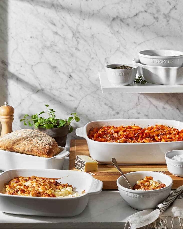 Henckels Ceramic 8 Piece Bakeware Set Review 2022 The Kitchn