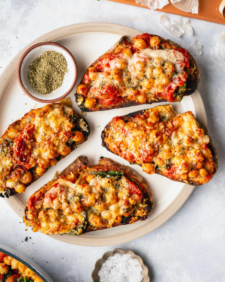 30+ Easy Chickpea Recipes What to Make with a Can of Chickpeas The