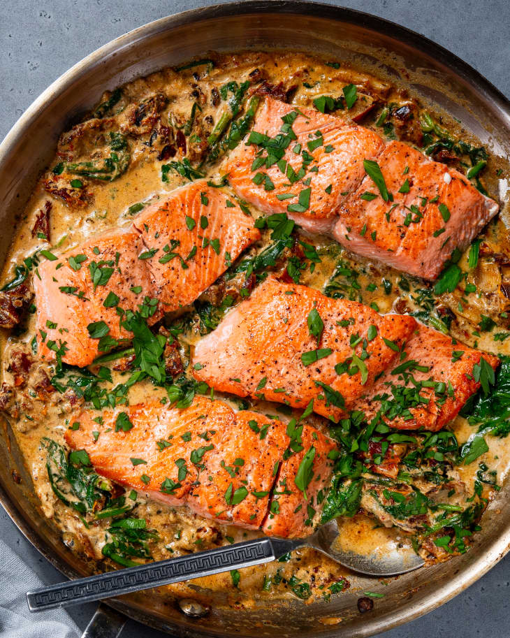 Creamy Spinach Stuffed Salmon Will Become Your Go-To Date Night Meal ...