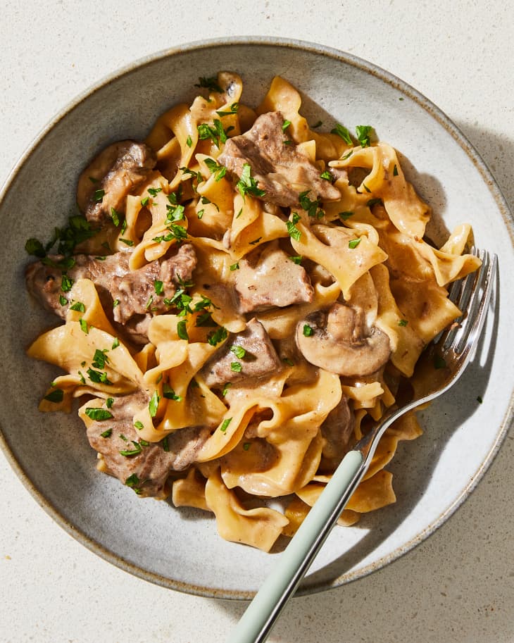 Simple beef stroganoff instant pot best sale