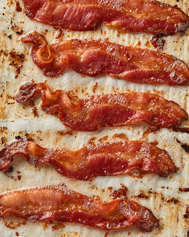 How To Make Bacon in the Oven (With StepbyStep Video) The Kitchn